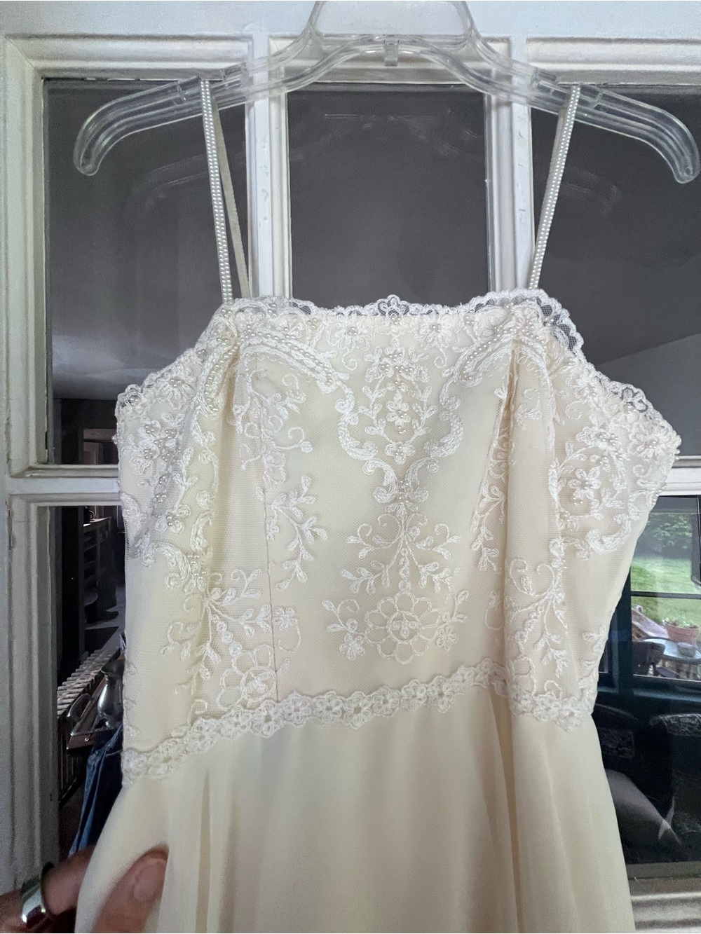Vintage wedding dress